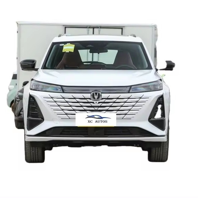 SUV 2024 3rd Gen. Champion Редактировать. 2.0T Автоматический интеллектуальный двигатель Ver. 2.0T 233hp L4 CHANGAN CS75 PLUS бензин