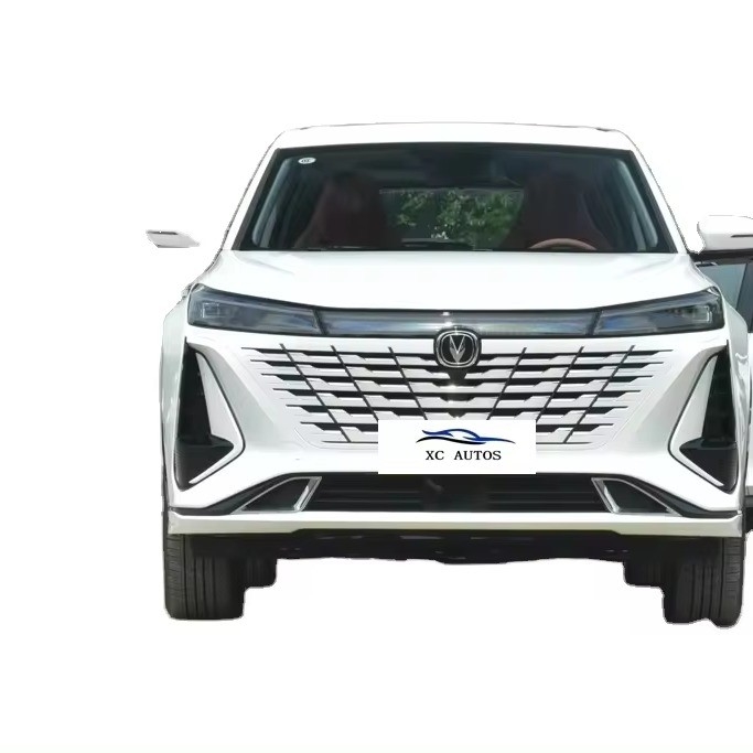 Автоматическая версия 1.5T 188hp L4 бензиновый компактный внедорожник CHANGAN CS75 PLUS 2023 3rd Gen