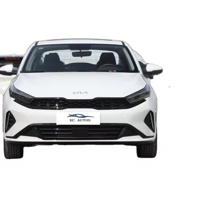 1.5L Белый Kia K3 2024 компактный автомобиль бензиновый фар для онлайн-покупки