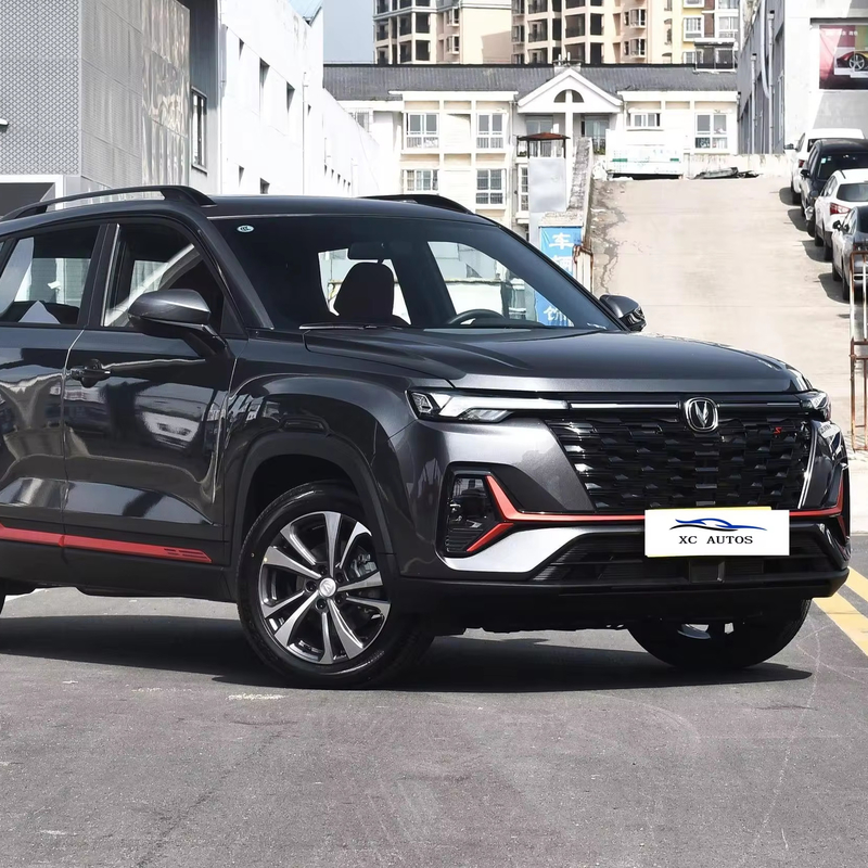 Чанган CS 35 PLUS 5-дверный компактный внедорожник с 5-местным диспетчером