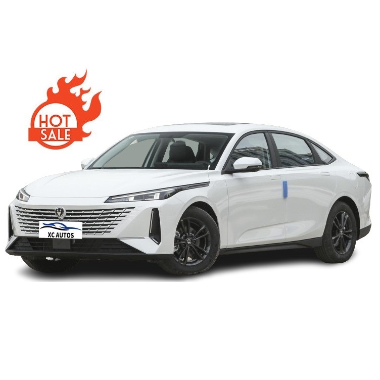 2023 Changan Yida Gdi Dct Флагманская модель 5-местный седан с 1.5T двигателем и светодиодной камерой