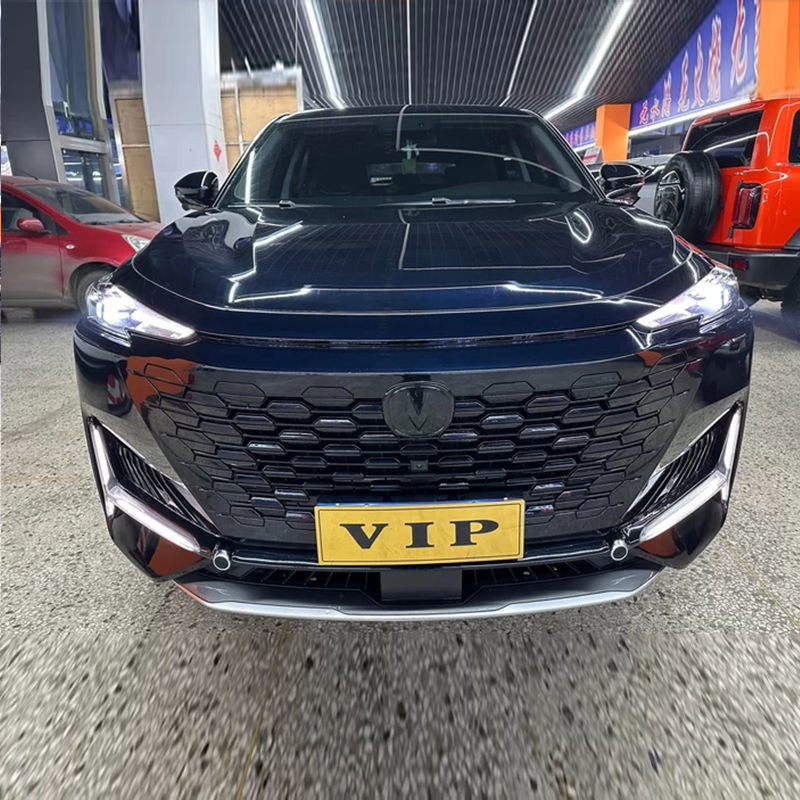 Чанган UNI-K 2021 2.0T Отличная модель Дисплей пробег 60 000 км Awd Бензиновые автомобили подержанный автомобиль